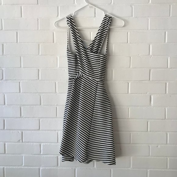 Zunie Cross Back Black & White Striped Dress - Picture 3 of 5